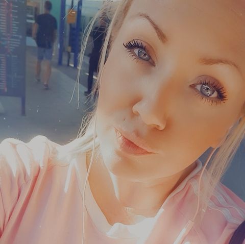 Angelica NY Sida Schmidt